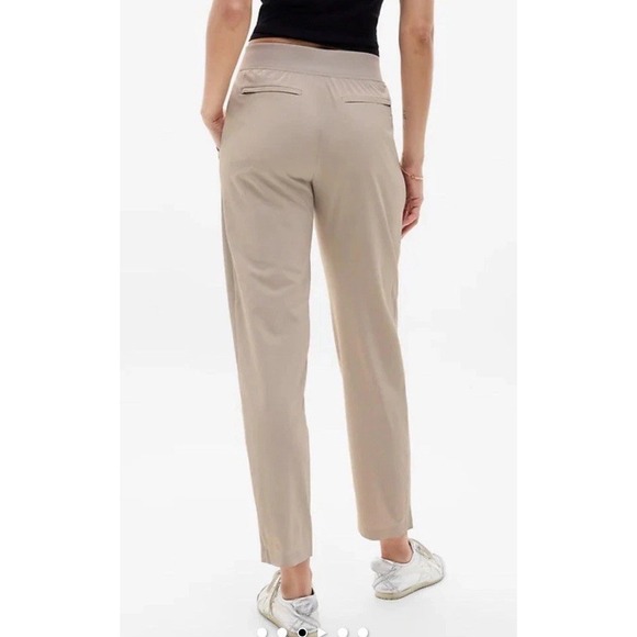 ATHLETA Brooklyn Mid Rise Ankle Pant Cream‎ Ivory Pockets Stretchy Womens Size 4 - Picture 3 of 12
